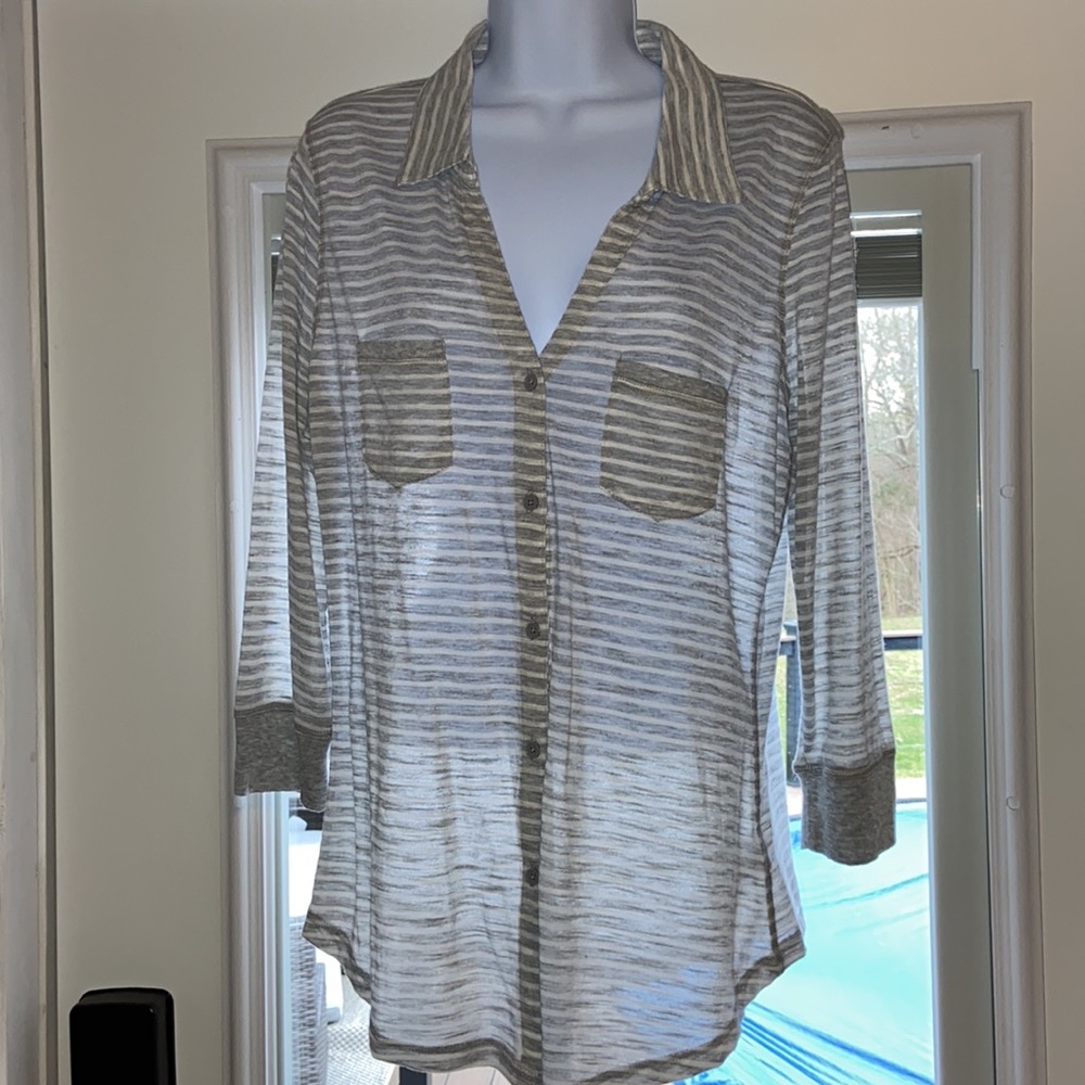 Shirt - Picture 3 of 3